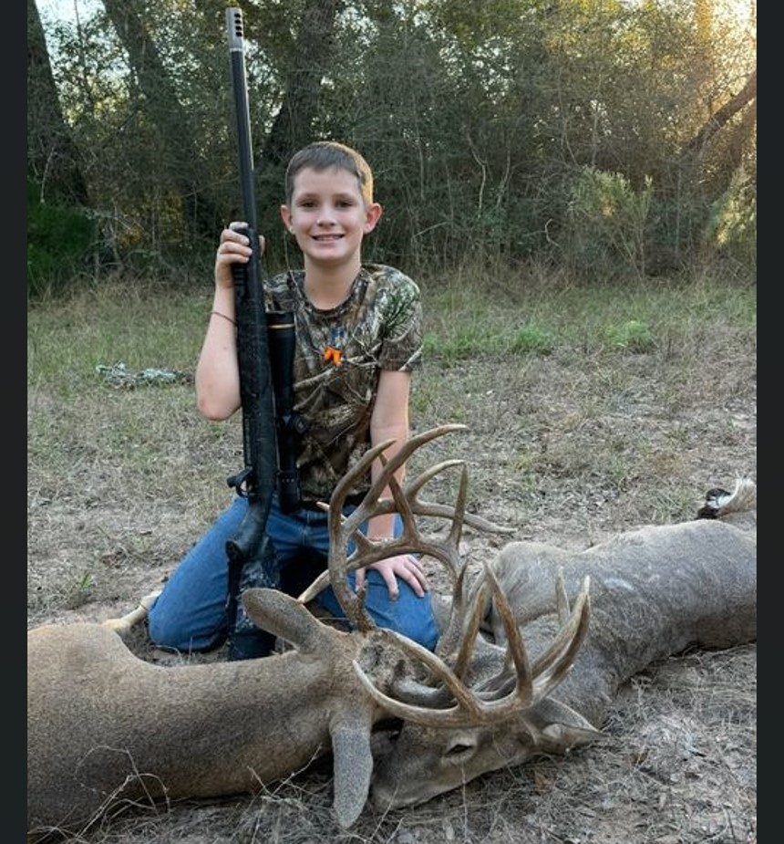 Hunter Shoots Locked Up Bucks in Lavaca County, Texas.